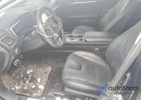 2017 Ford Fusion Titanium z USA, uszkodzony, nr VIN 3FA6P0D90HR283273